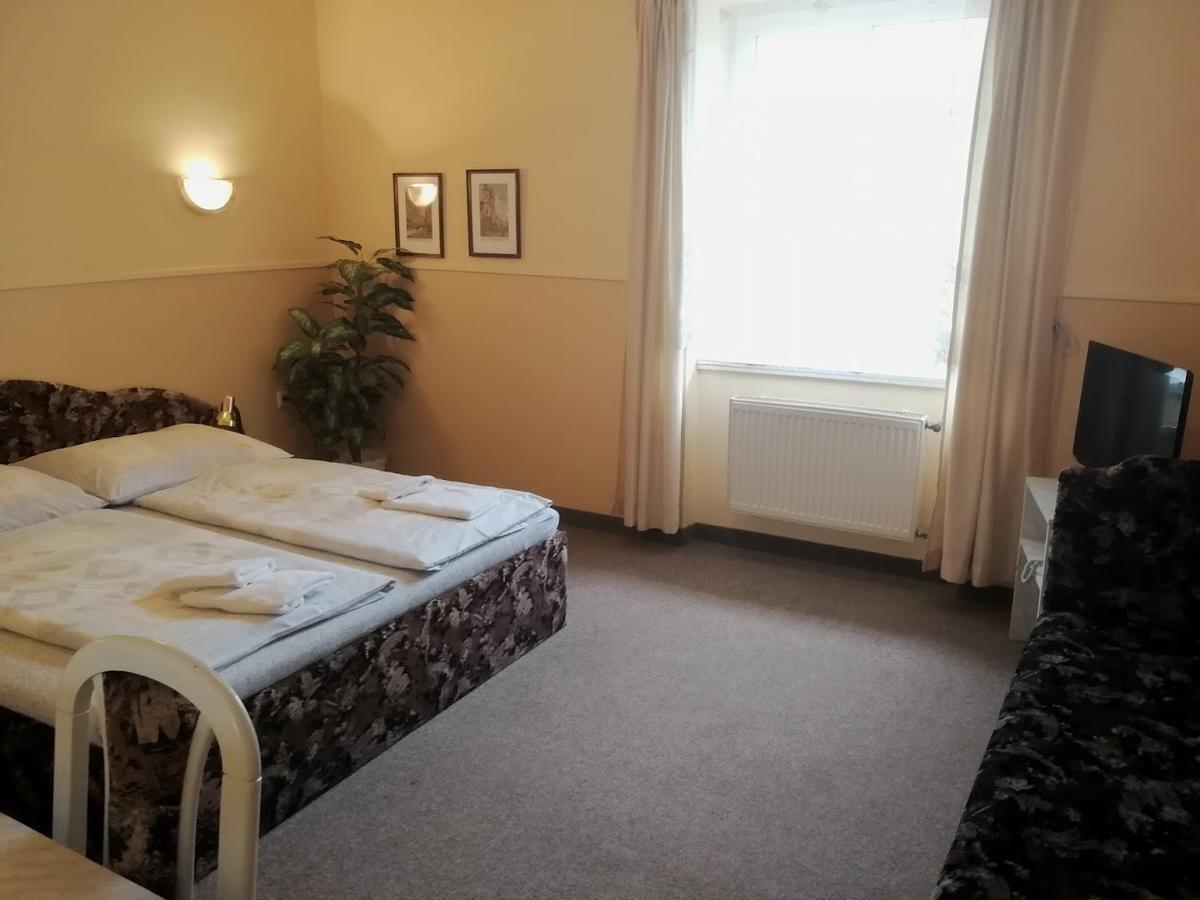 Hotel Wertheim ปราก ภายนอก รูปภาพ