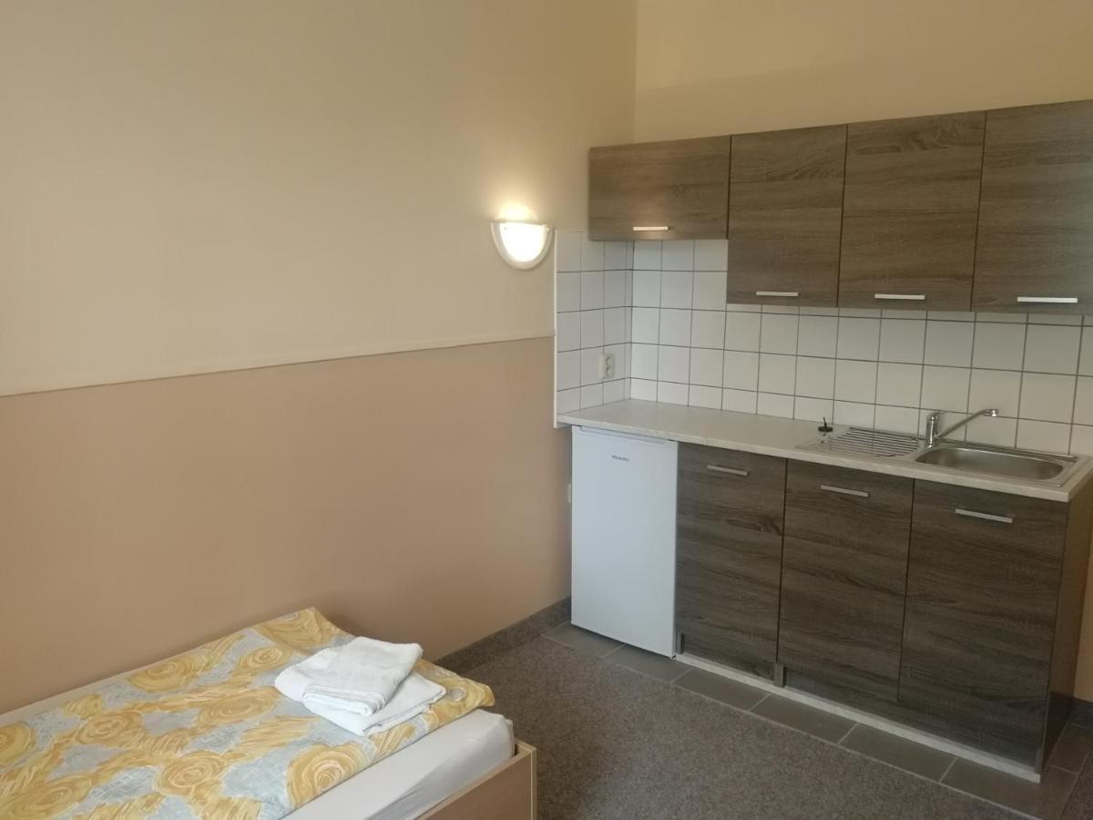 Hotel Wertheim ปราก ภายนอก รูปภาพ
